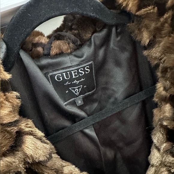 Guess faux fur coat ￼ - Picture 3 of 6